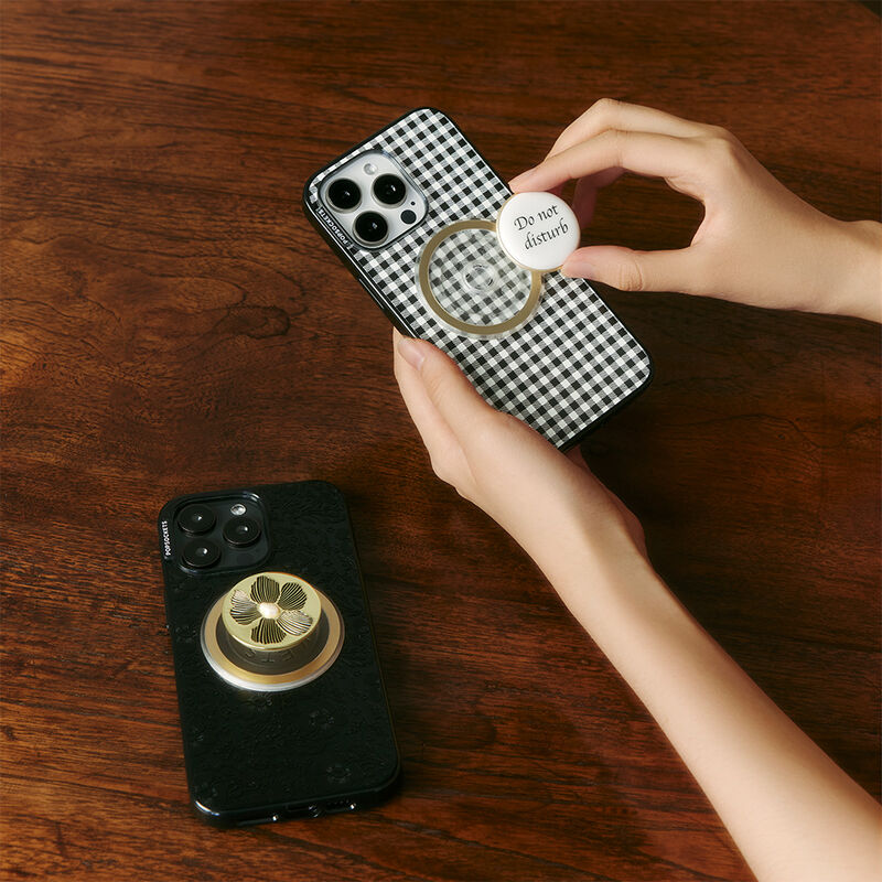 Enamel Mae Flower with Pearl — MagSafe PopGrip image number 8