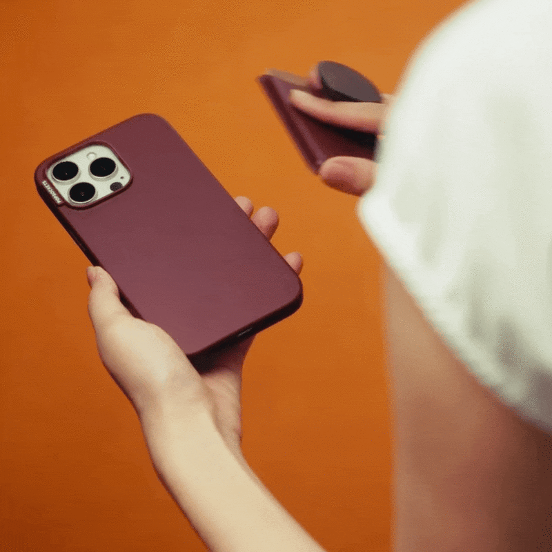 Oxblood — iPhone 16 MagSafe Case image number 2